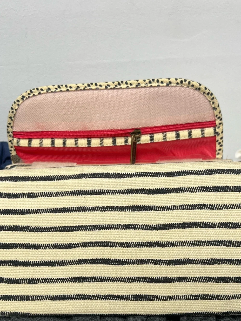 Primrose Hill London Canvas Travel Cosmetic Bag Leopard Stripe Hanging Toiletry